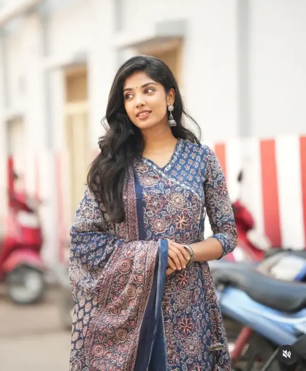Embroidery Print Cotton Kurta Set